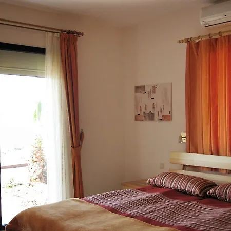 Modern Turkish With Two Swimming Pools, Gorgeous Views, Wifi And Turgutreis